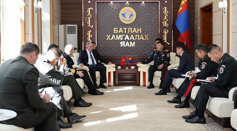 Монголия и Турция расширят сотрудничество в сфере военного образования